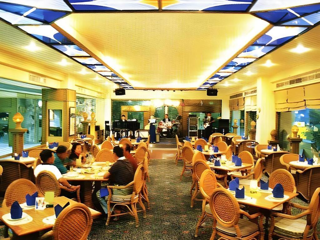 Pailyn Phitsanulok Hotel Exteriér fotografie