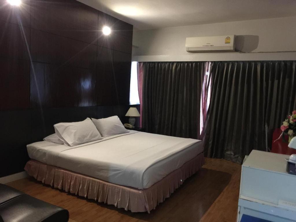 Pailyn Phitsanulok Hotel Exteriér fotografie