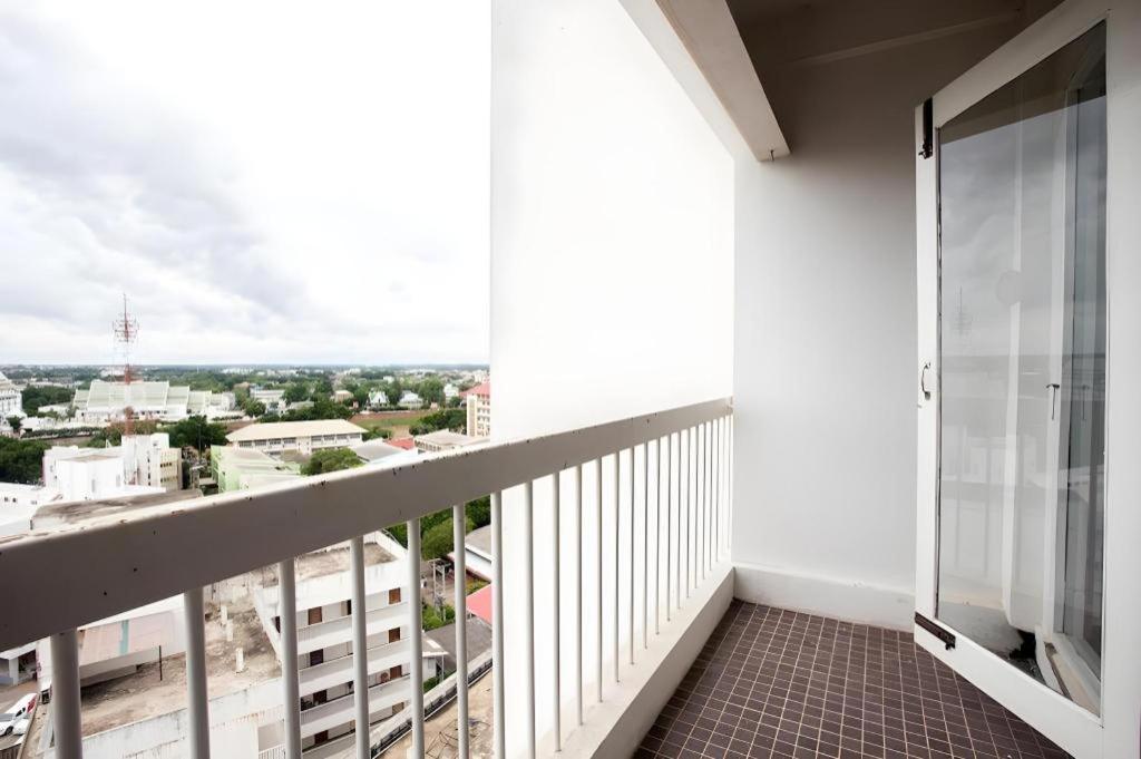 Pailyn Phitsanulok Hotel Exteriér fotografie