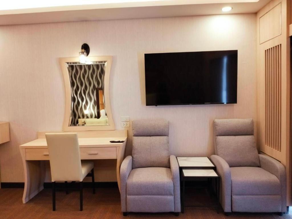 Pailyn Phitsanulok Hotel Exteriér fotografie