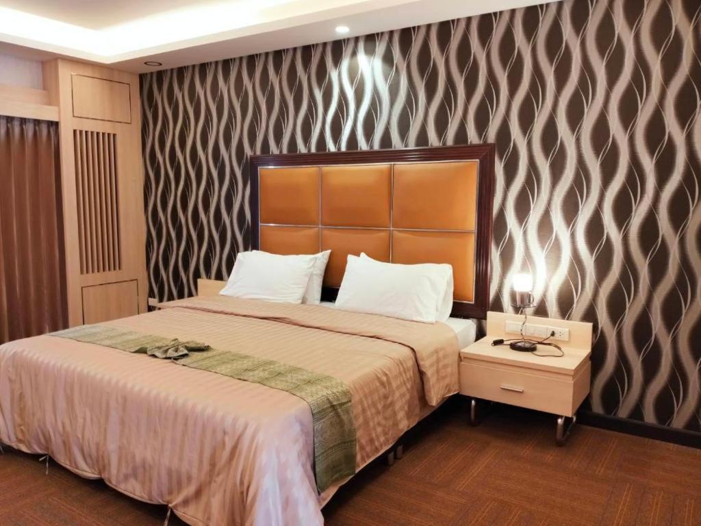 Pailyn Phitsanulok Hotel Exteriér fotografie