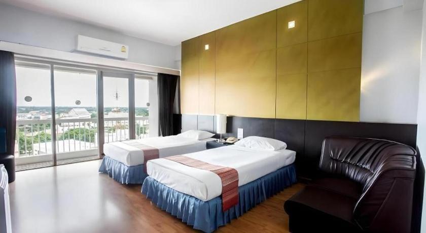 Pailyn Phitsanulok Hotel Exteriér fotografie